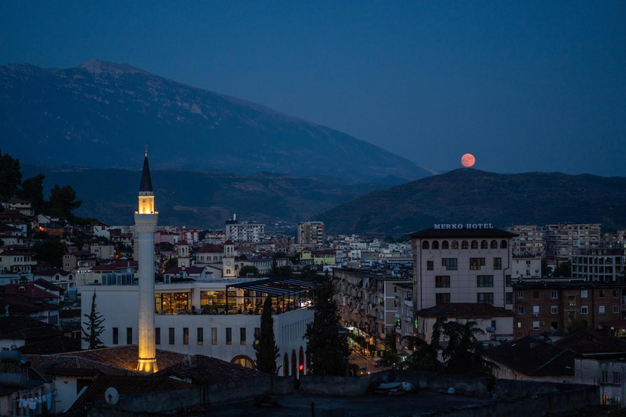 Hotel Borklad Μπεράτ Εξωτερικό φωτογραφία