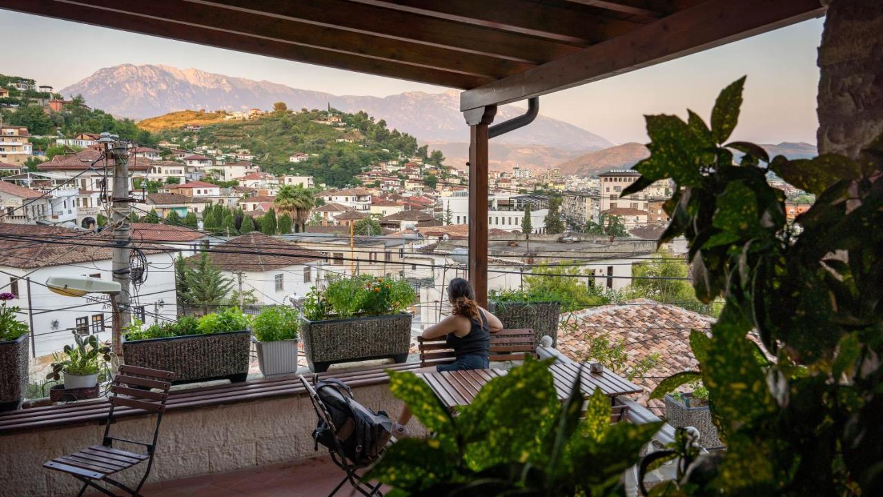 Hotel Borklad Μπεράτ Εξωτερικό φωτογραφία