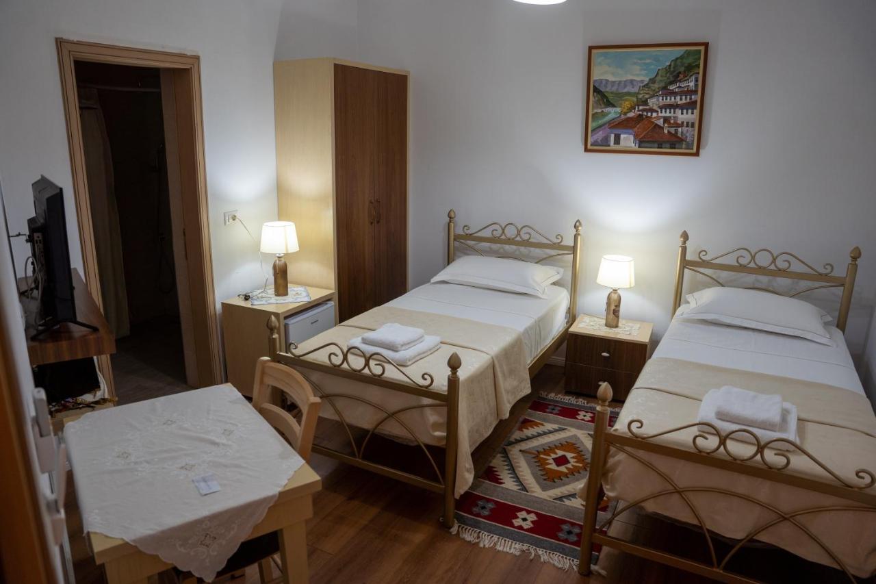 Hotel Borklad Μπεράτ Δωμάτιο φωτογραφία