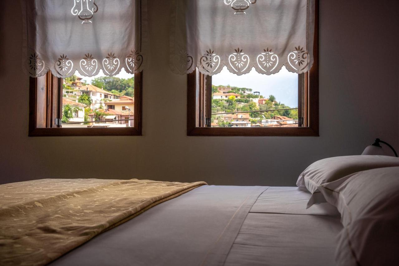 Hotel Borklad Μπεράτ Εξωτερικό φωτογραφία