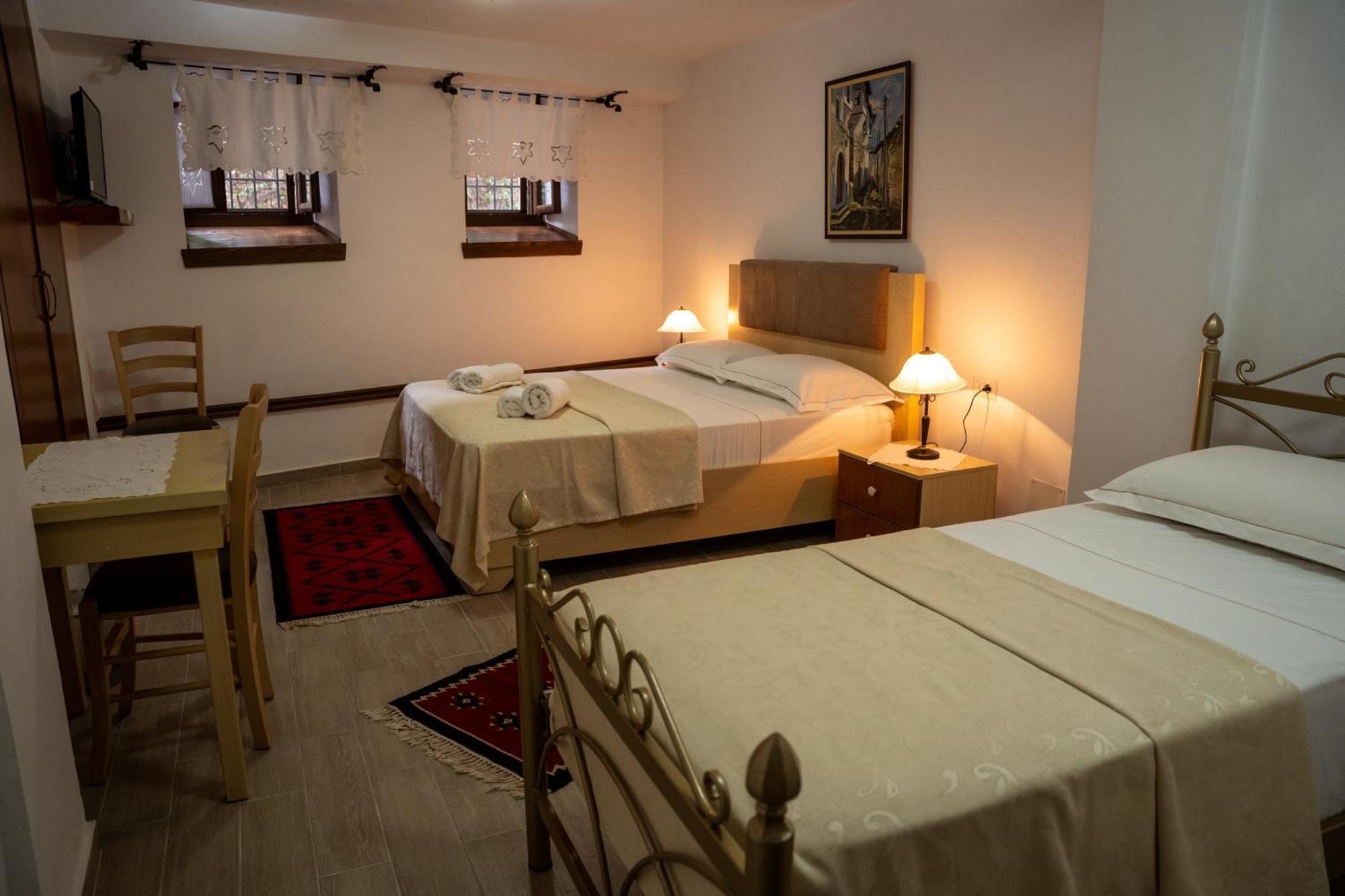 Hotel Borklad Μπεράτ Δωμάτιο φωτογραφία
