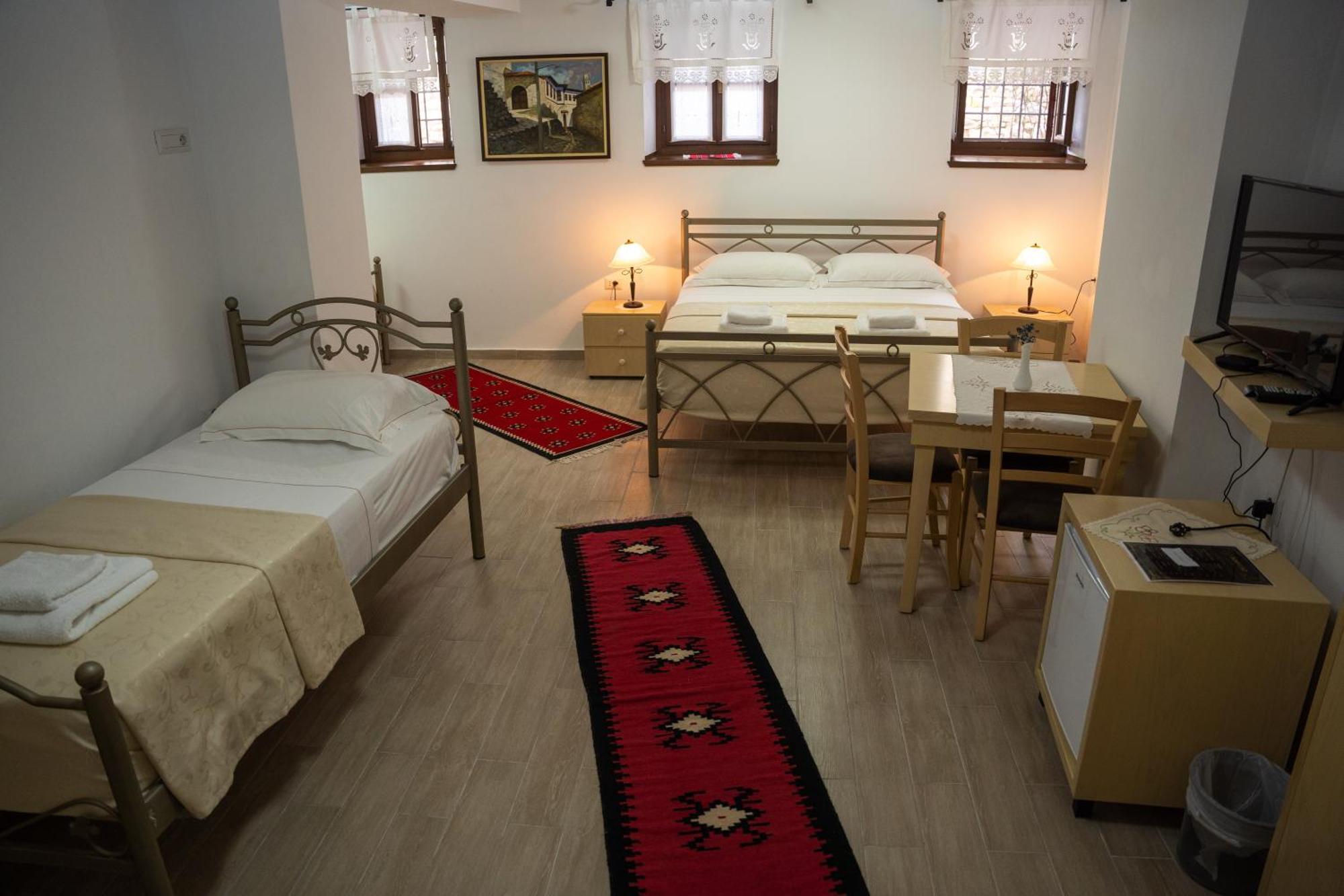 Hotel Borklad Μπεράτ Δωμάτιο φωτογραφία
