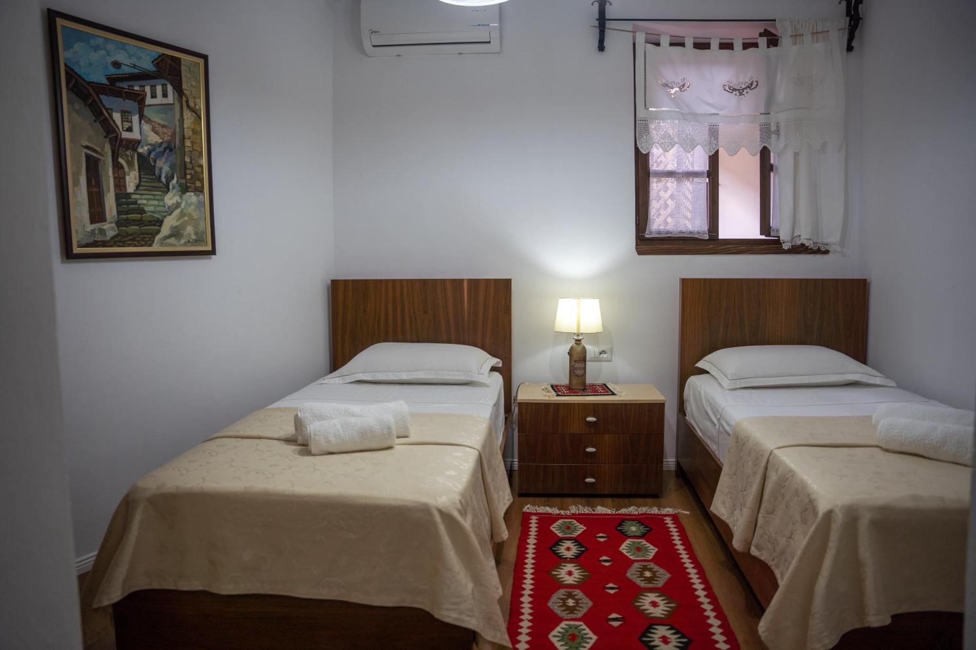 Hotel Borklad Μπεράτ Δωμάτιο φωτογραφία