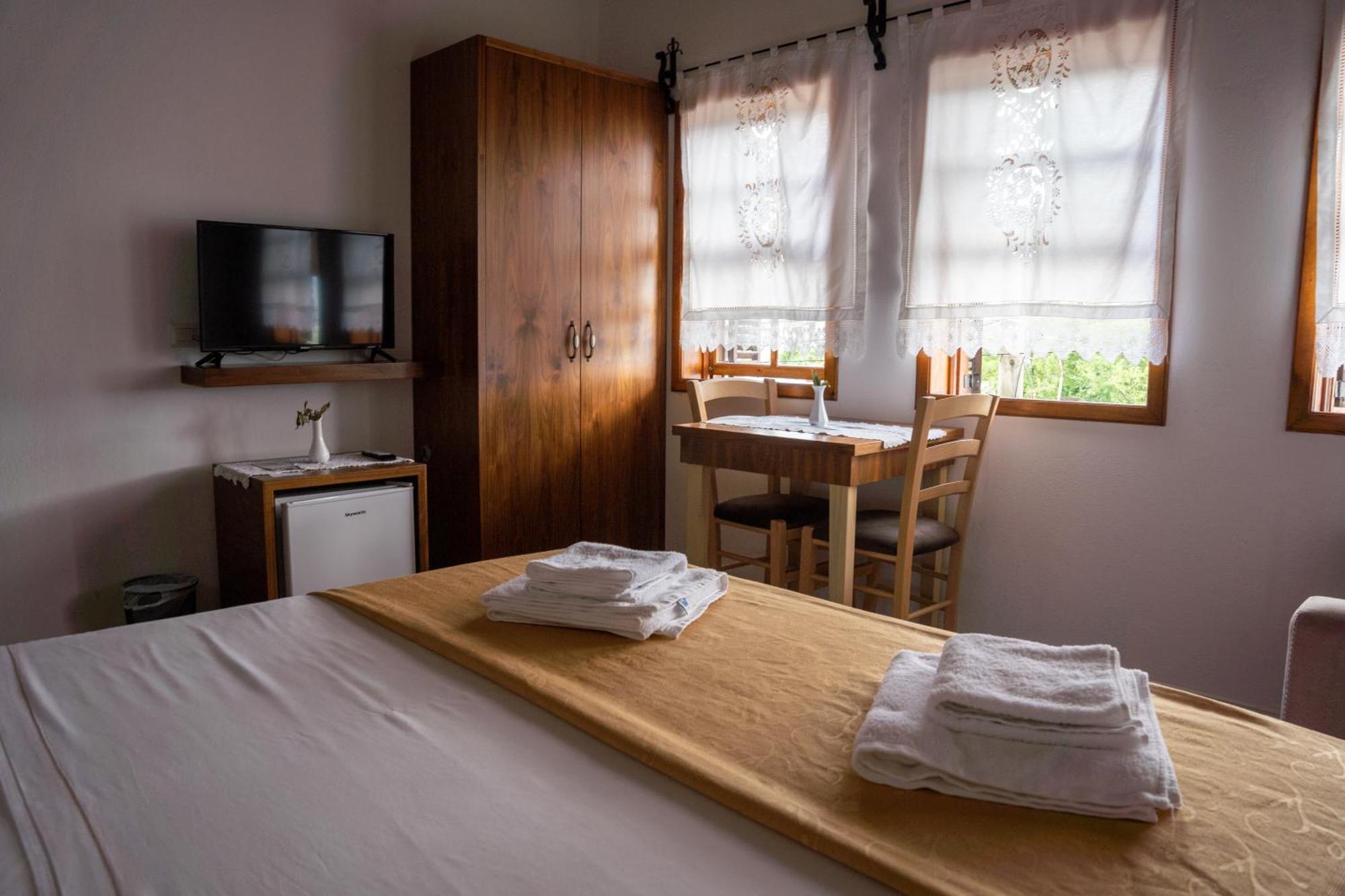 Hotel Borklad Μπεράτ Δωμάτιο φωτογραφία